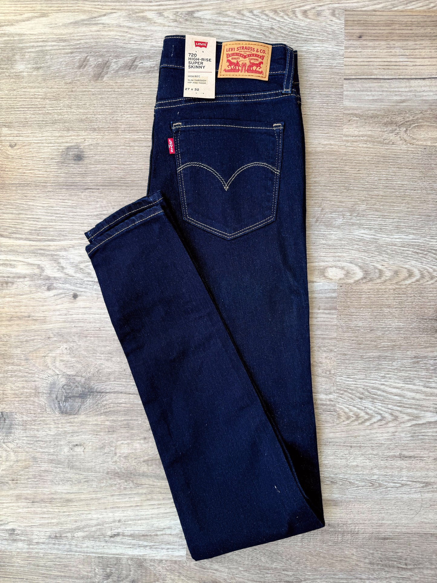 Jean Levis 720 (high rise)