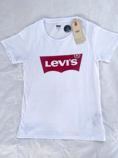 Remera Levi’s clásica