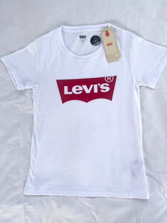 Remera Levi’s clásica