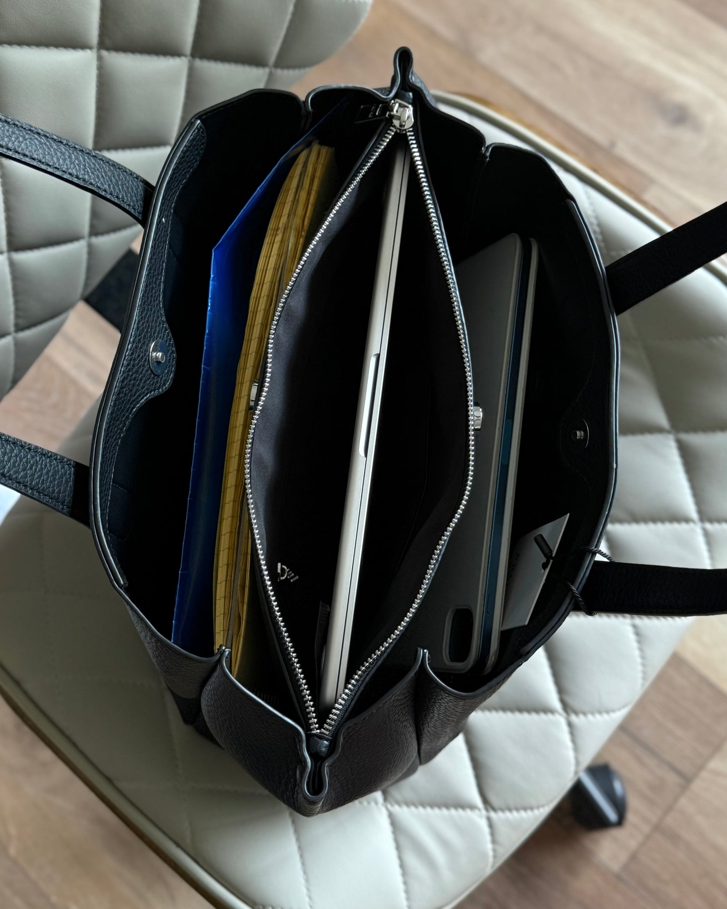 Cartera Facultativa Prüne - 𝑒𝑥𝑐𝑙𝑢𝑠𝑖𝑣𝑒